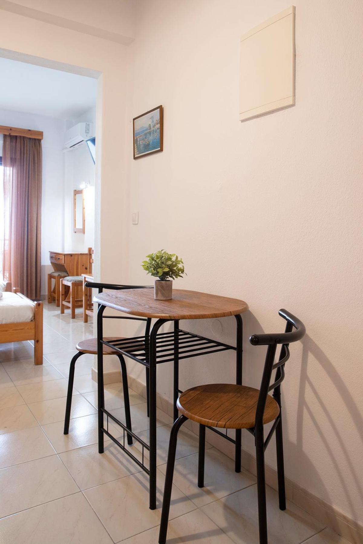 Manos Kritikakis Apartments Platamonas Exterior foto